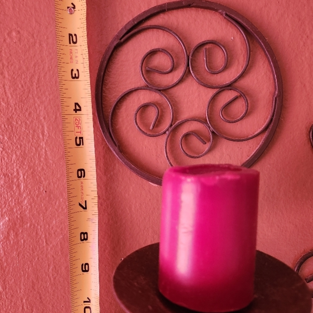Elegant Swirl Candle Holder with Red Candle